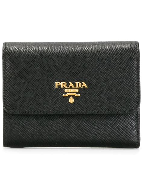 prada com tr.jpg